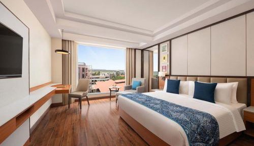 Fortune Club King - 20% savings on Spa, 2 Hours of Happy Hours on selected beverages, 10% off on laundry per stay