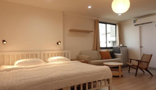 Studio Apartment