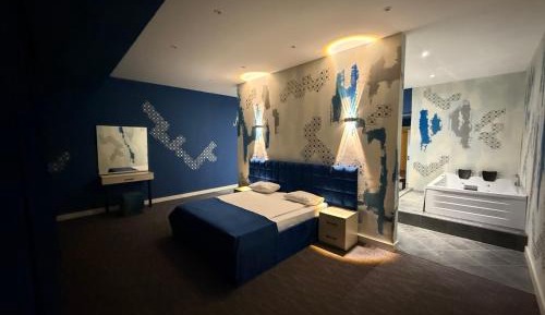 Deluxe Double Room with Bath