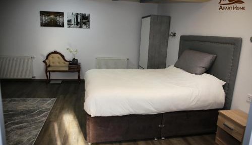 Deluxe Family Suite