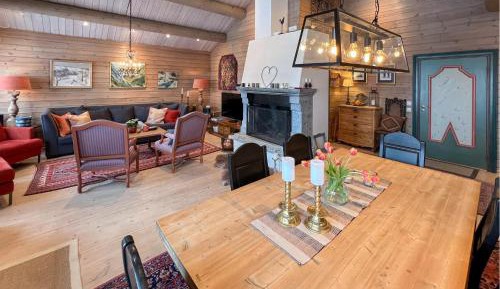 Four-Bedroom Holiday Home