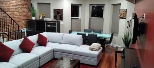Apartment with City View