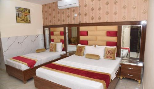 Deluxe Double or Twin Room
