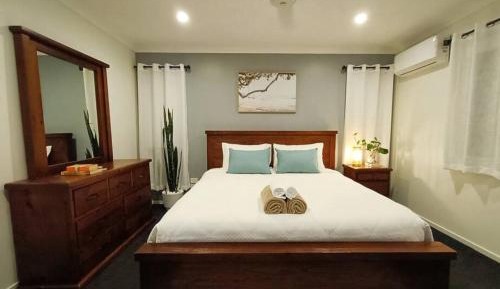 Deluxe King Suite