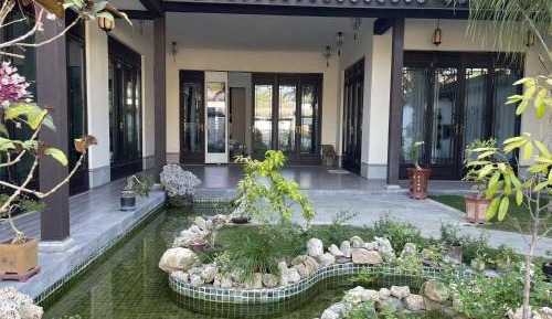 Queen Room with Garden View