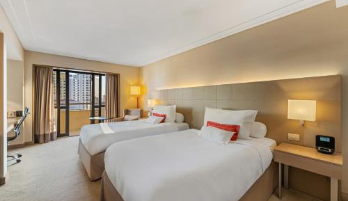 Classic Twin Room with Balcony