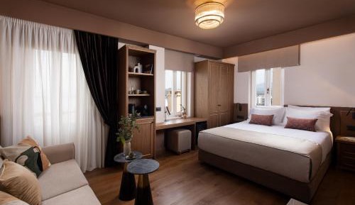 Junior Suite with Direct Sea View