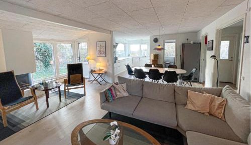 Four-Bedroom Holiday Home