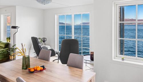 Two-Bedroom Apartment with Sea View