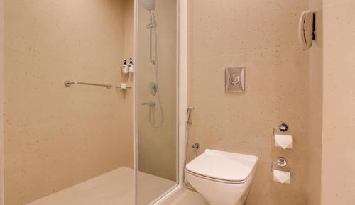 Superior Double Room - Early Check in & Checkout upto 2 Hrs (Subject to availability)
