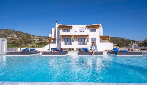 Deluxe Double Room with Balcony and Sea View