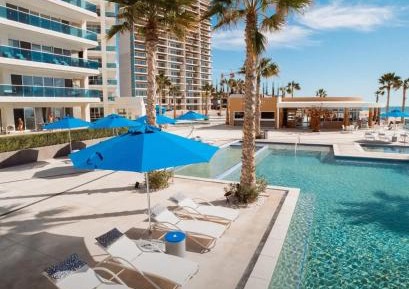 Two-Bedroom Deluxe Apartment with Ocean View