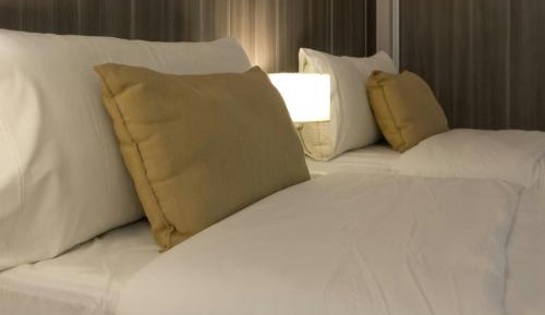 Standard Twin Room with Limited View