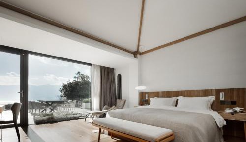Double Room with Balcony and Sea View