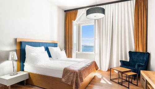 Deluxe Double Room with Sea View