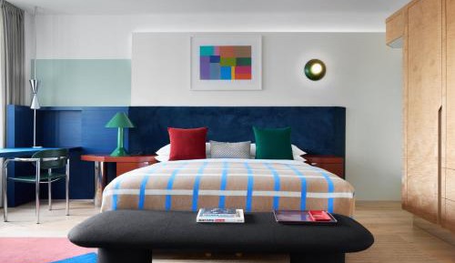 Premium King Room with Living Area