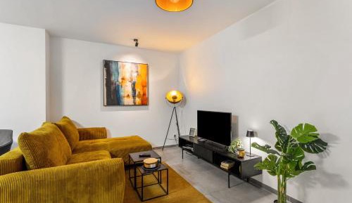 Superior One-Bedroom Apartment