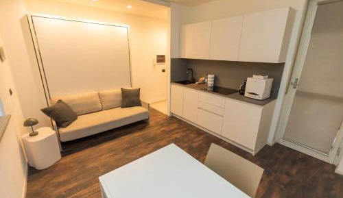 Studio Apartment