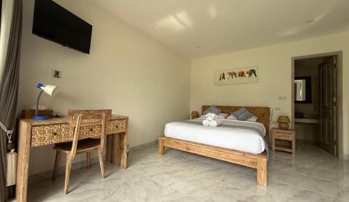 Deluxe Double Room with Extra Bed