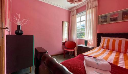 Single Room with Shared Bathroom