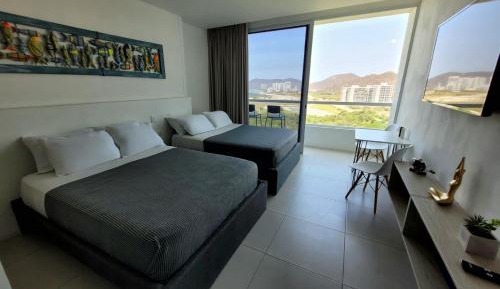 Deluxe Suite with Sea View