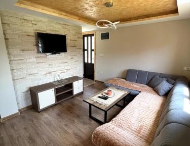 One-Bedroom Apartment with Balcony and Mountain View  