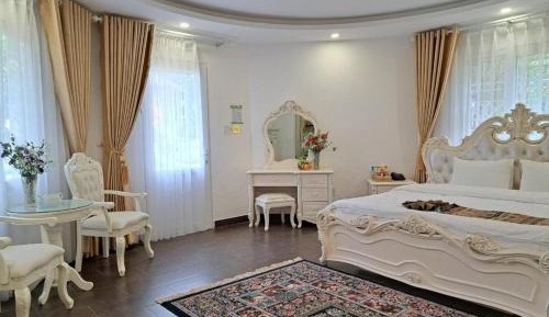 Standard King Room