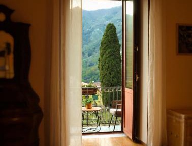 King Room with Mountain View
