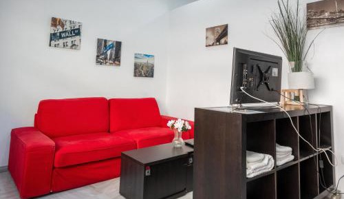 Superior One-Bedroom Apartment