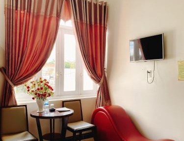 Single Room with Mountain View