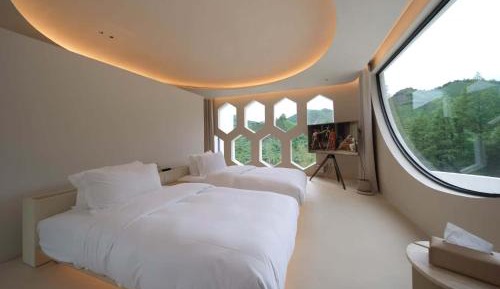 Double Room with Mountain View