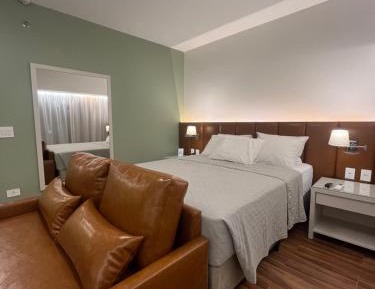 Deluxe Room (2 Adults + 1 Child)