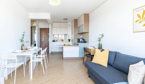 Superior One-Bedroom Apartment with Balcony
