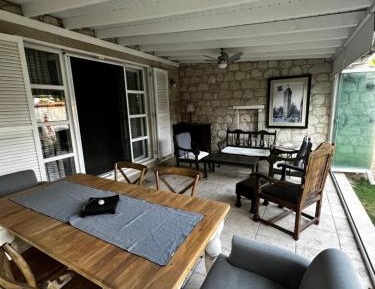 Deluxe Villa