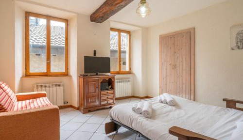 One-Bedroom House