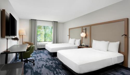 Standard Queen Room with Two Queen Beds