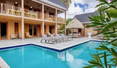 Deluxe Villa