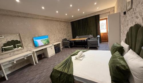 Luxury Quadruple Room