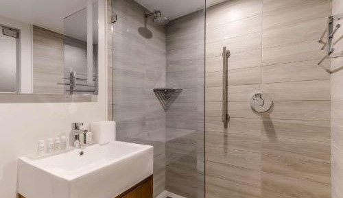 Deluxe Suite with Sea View