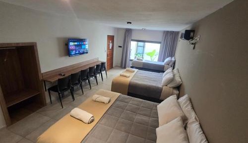 Deluxe Family Suite