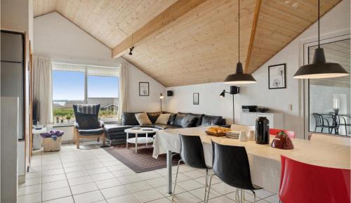 Four-Bedroom Holiday Home