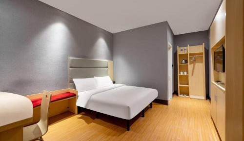 Superior Queen Room