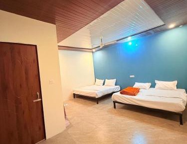 Double Room with Mountain View