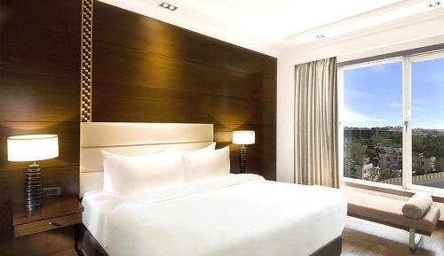 Suite: (2 Way Airport Transfer, Enjoy Happy Hours 1+1 offer on Alcoholic Beverages 12 Pm-6 PM, Soft Beverages ,Laundry service)