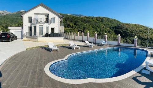 Villa with Private Pool