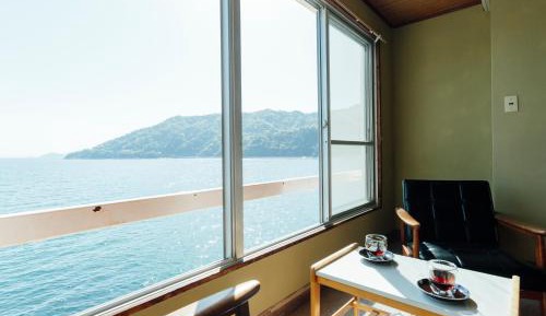 Japanese-Style Room
