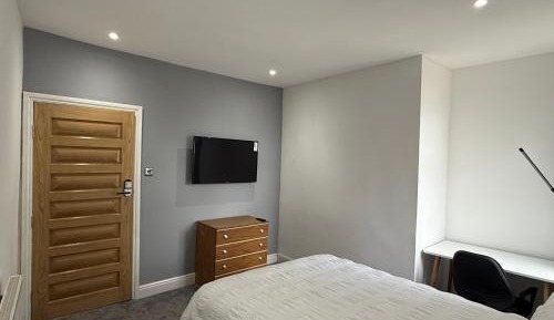 Deluxe King Room