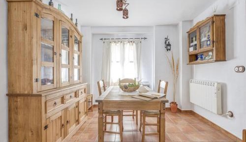 Five-Bedroom Holiday Home