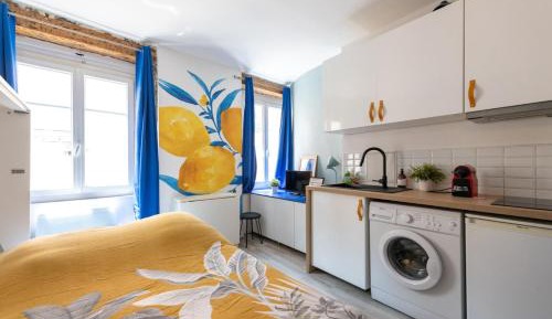 Studio Apartment