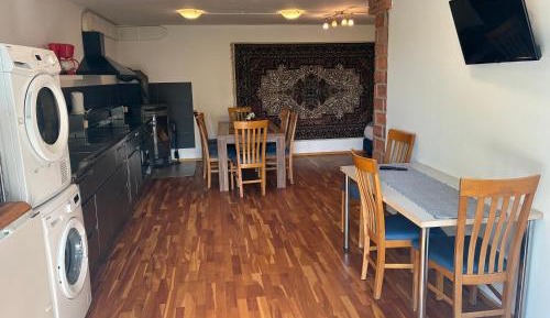 10-Bed Mixed Dormitory Room